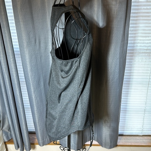 Women tank top​ - Picture 3 of 5